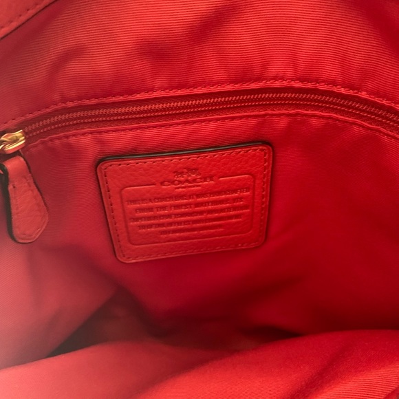 Coach F35723 PHOEBE SHOULDER BAG IN PEBBLE LEATHER Carmine - Picture 8 of 9